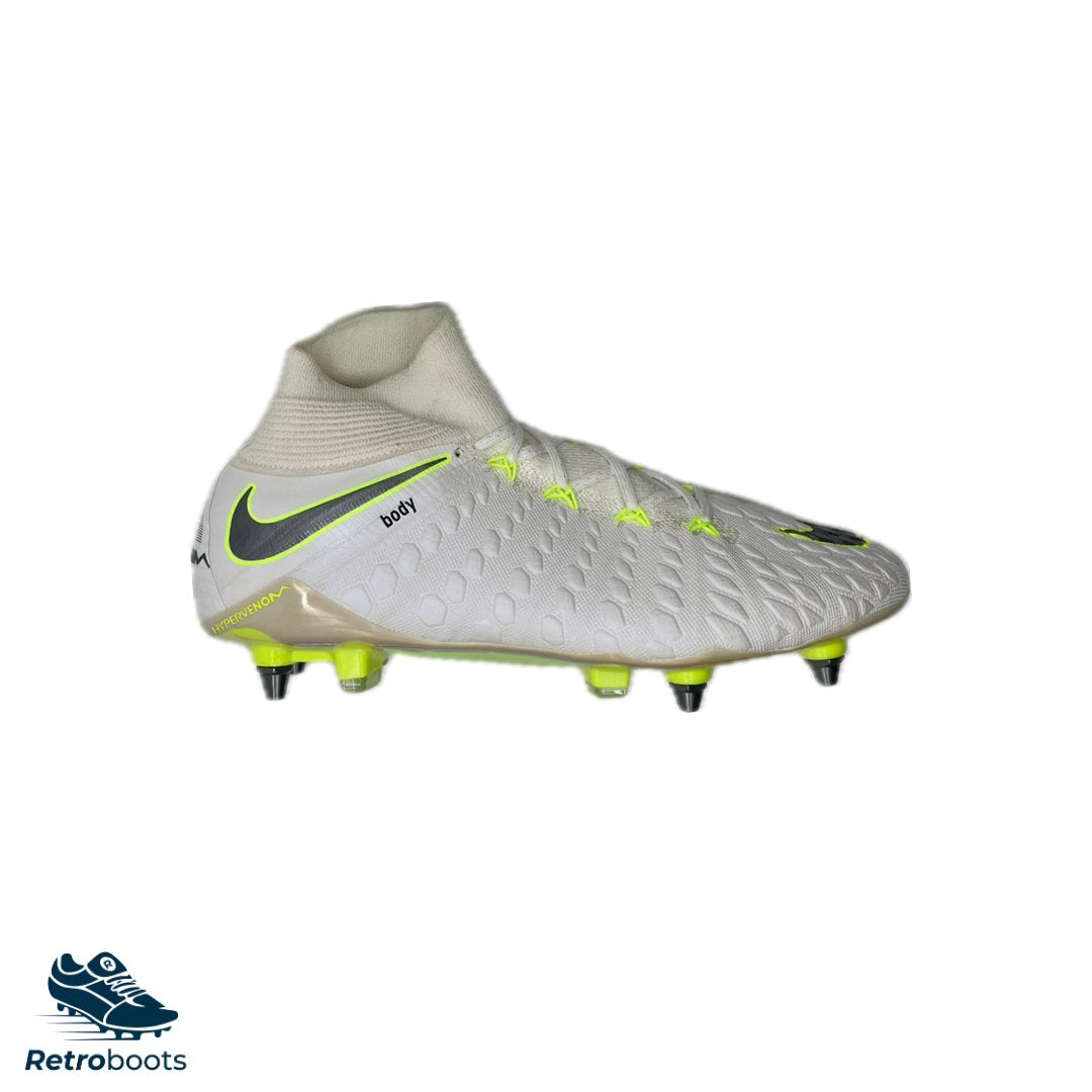 Nike Hypervenom Phantom 3 DF SG-Pro