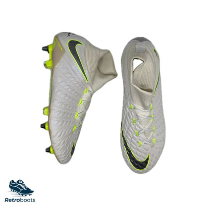 Nike Hypervenom Phantom 3 DF SG-Pro Retroboots.de